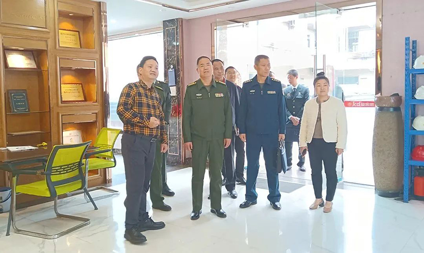 佛山軍分區(qū)政委、禪城區(qū)委常委領(lǐng)導(dǎo)一行蒞臨金凱地調(diào)研指導(dǎo)工作